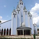Uj Lilla كيستاي