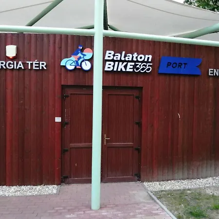 Uj Lilla Appartamento