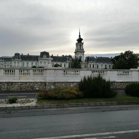 Uj Lilla Keszthely