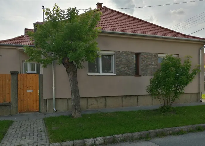 Uj Lilla * Keszthely