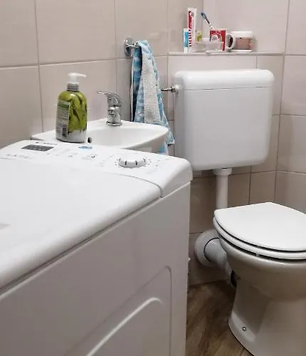 Uj Lilla * Keszthely