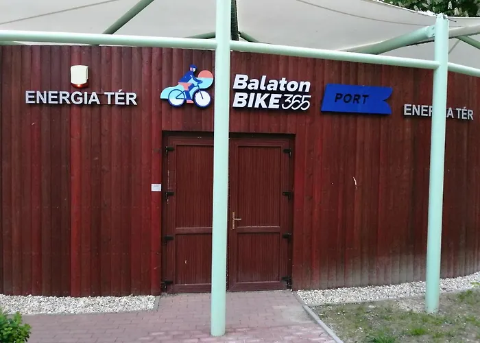 Uj Lilla Appartamento