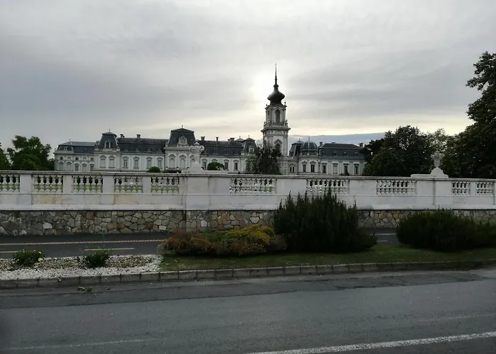 Uj Lilla Keszthely
